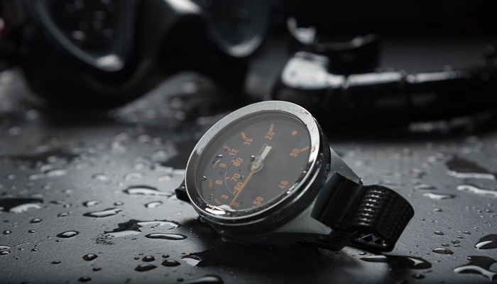 ساعت ضد آب چقدر در برابر آب مقاومت میکند؟